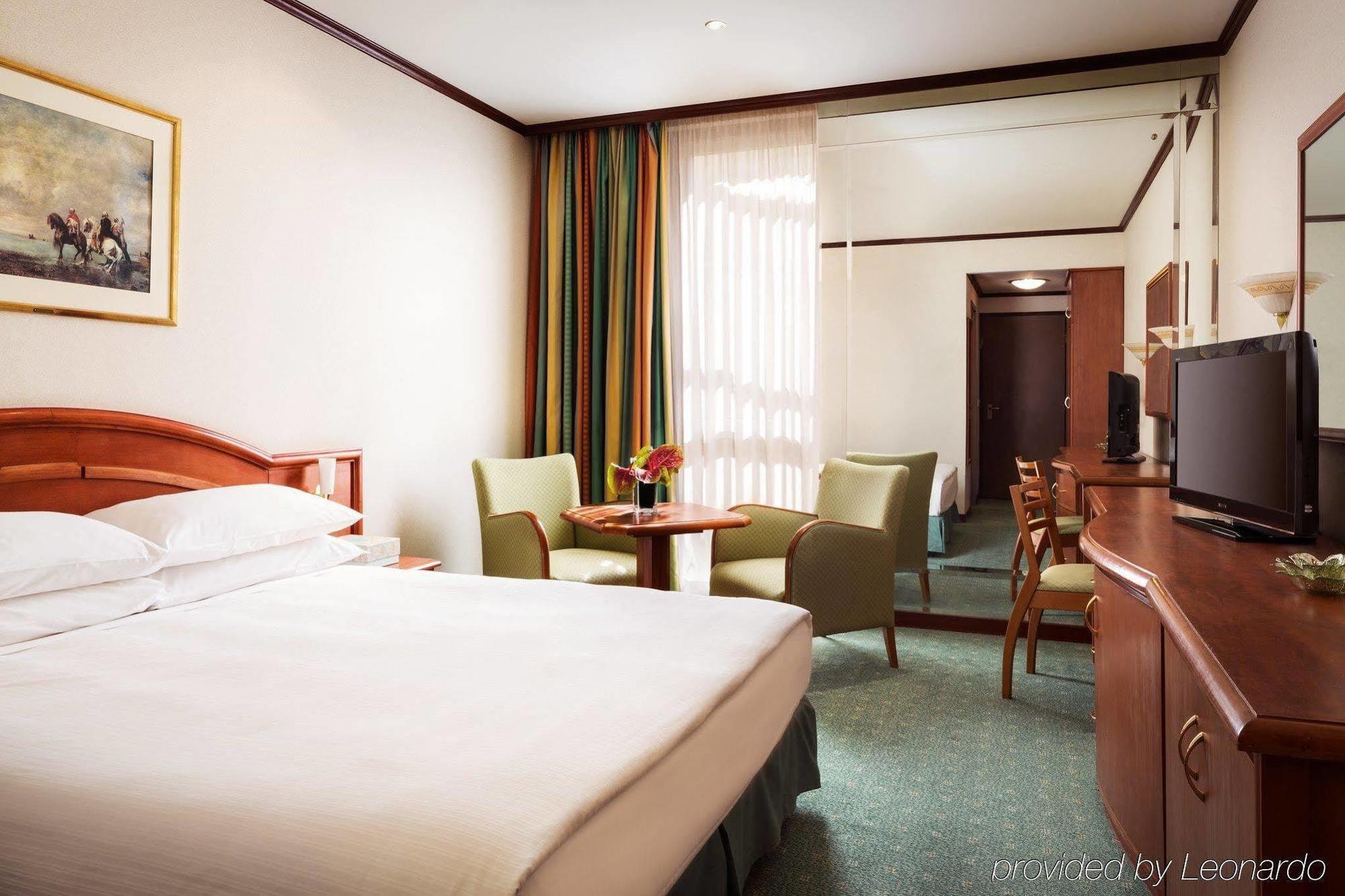 Al Khozama Hotel Riade Quarto foto